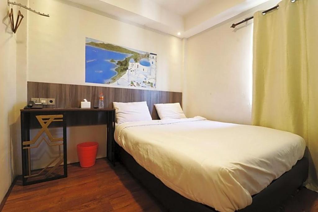 Hotel Sanrina Makassar Ngoại thất bức ảnh