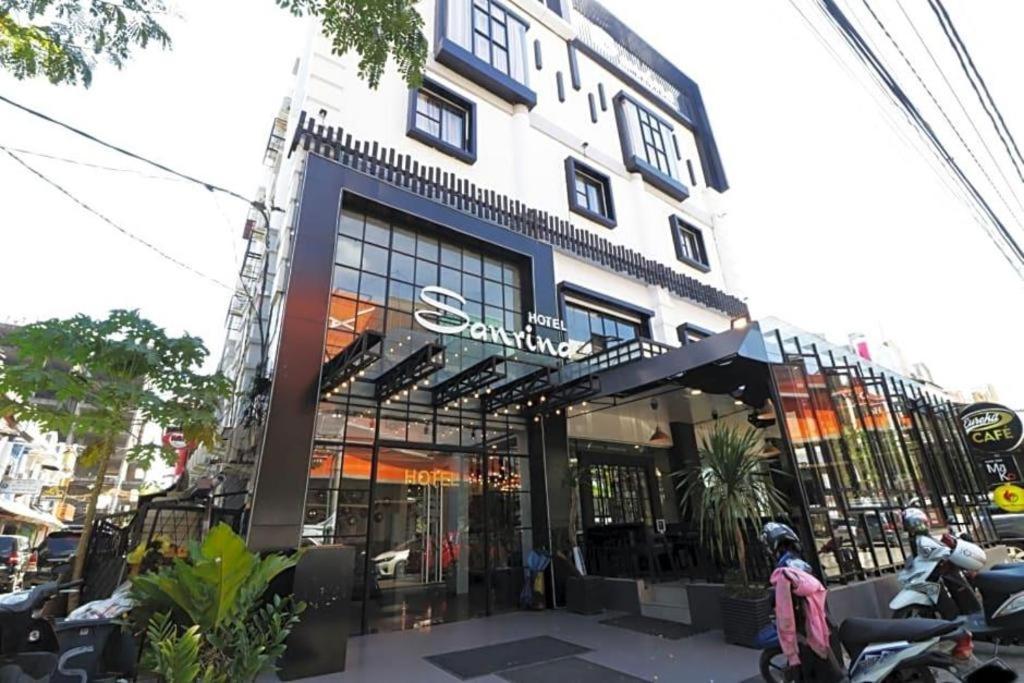 Hotel Sanrina Makassar Ngoại thất bức ảnh