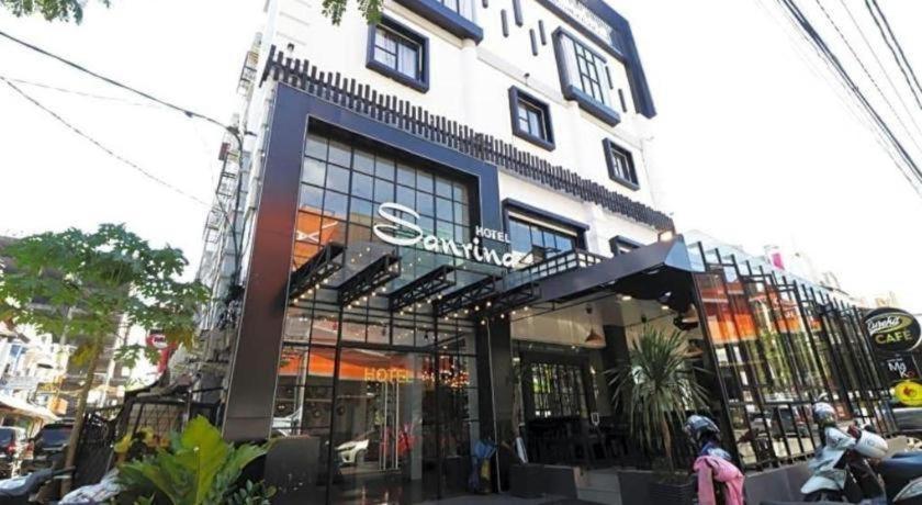 Hotel Sanrina Makassar Ngoại thất bức ảnh